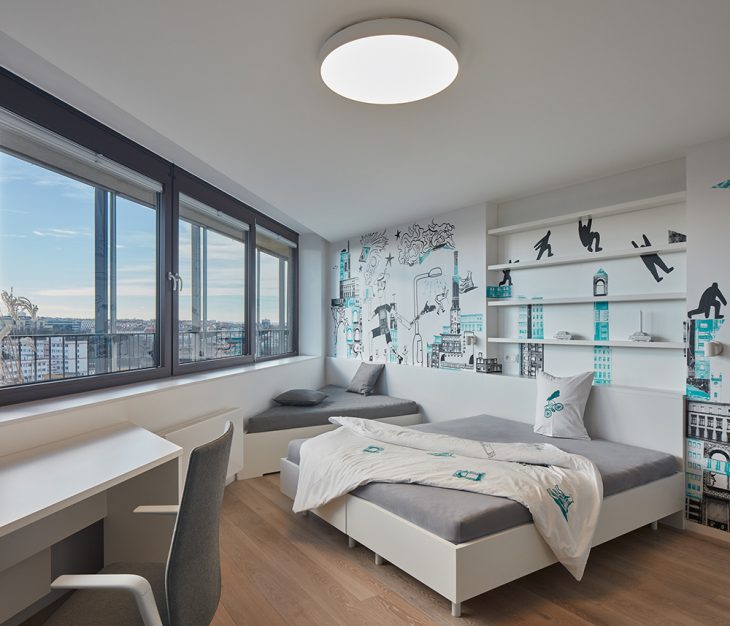 Minimalist Apartment with Panoramic View by Barbora Léblová