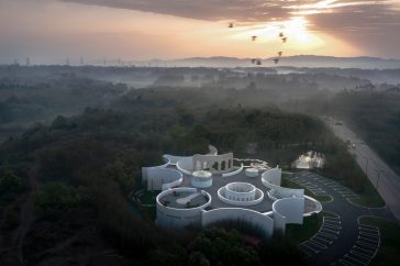 Sino-Italian Cultural Exchange City Reception Center by aoe