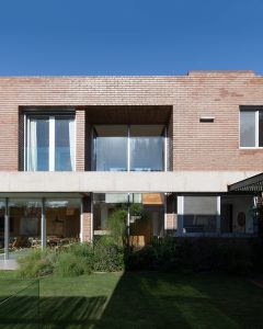Casa Santina by Estudio Opaco