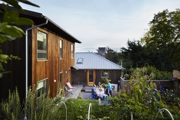 Central Area Home by Fivedot