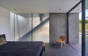 Edgewood House by Terry & Terry Architecture