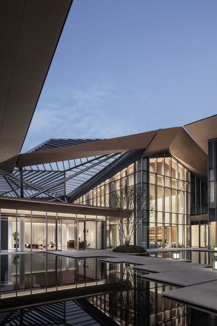 Jinmao Star in the Bund·Qin Wang Fu Exhibition Hall by CCD