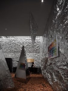 Mirror Gallery by AD Architecture