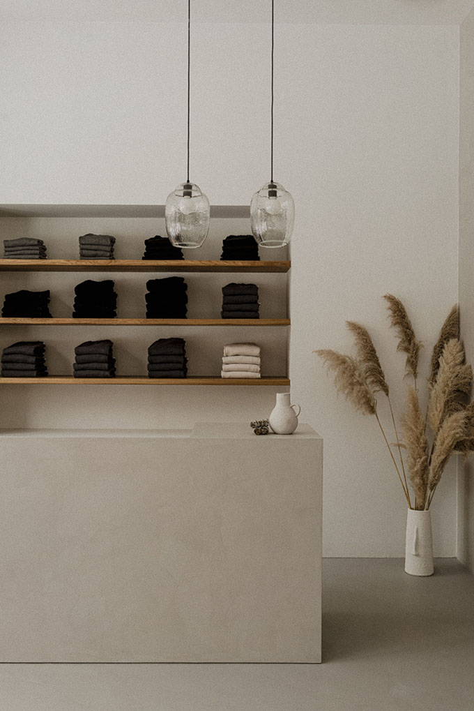 Muuv Boutique by Five Cell