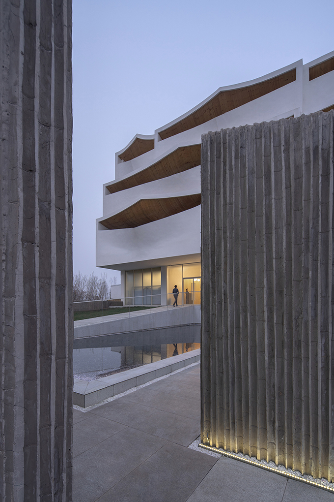 Sky Yard Hotel by Domain Architects