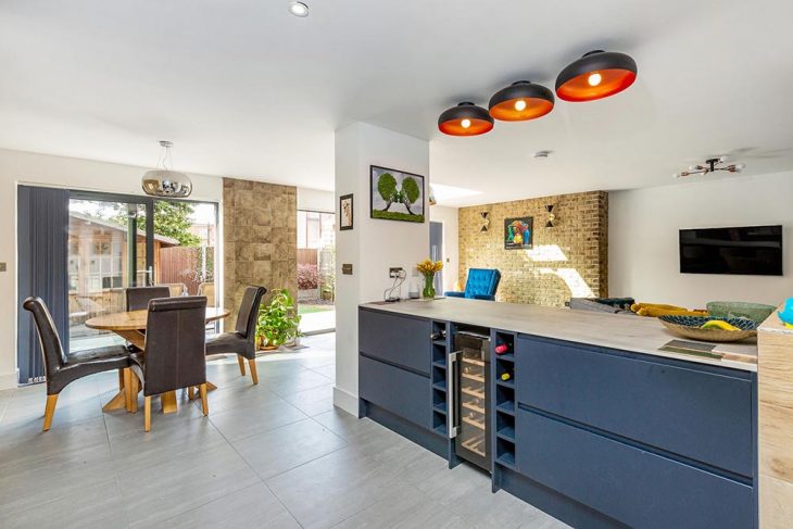 Wimbledon House by Studio AVC
