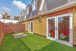 Wimbledon House by Studio AVC