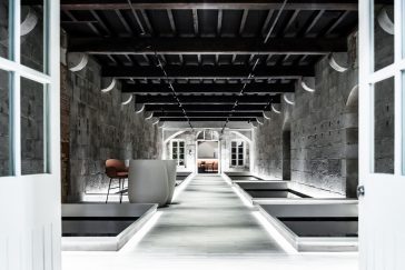 Xapo Bank Headquarters by Lagranja Design