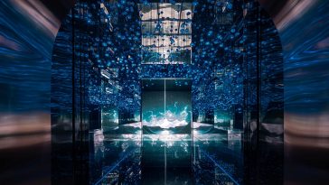 Sales Center of Poly F.S. Skyline Garden by T.K. Chu Design