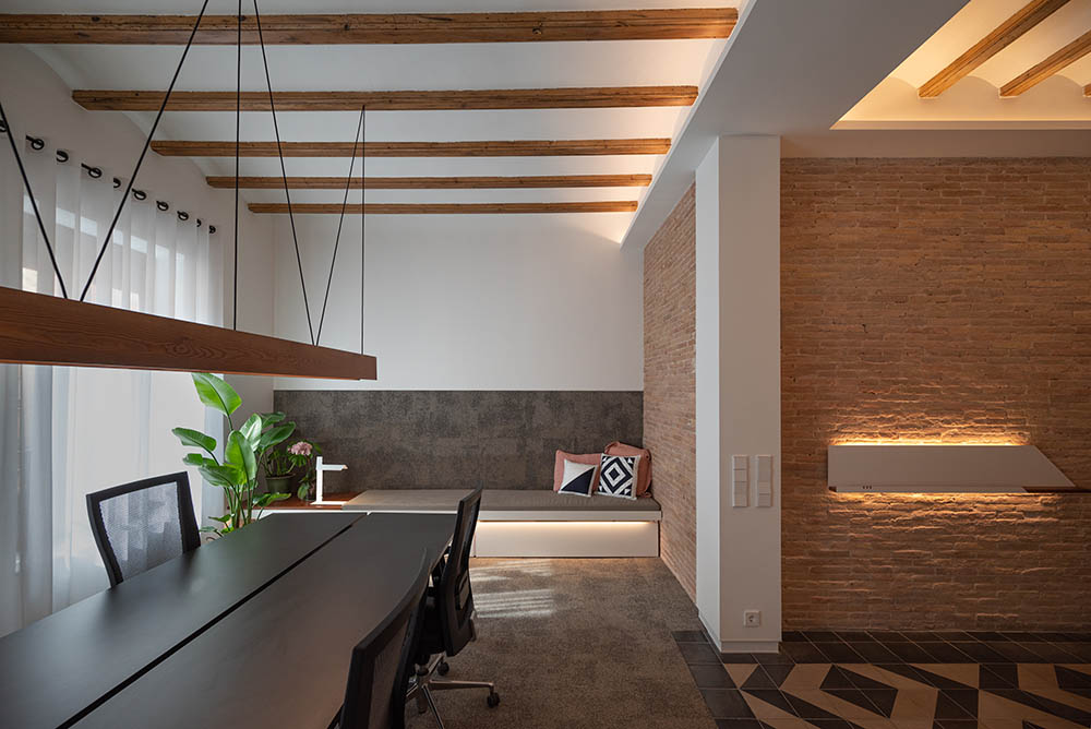 Vitale Headquarters by Vitale - Archiscene - Your Daily