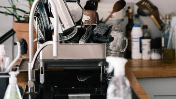 7 Common Household Items That Are Actually Poisonous