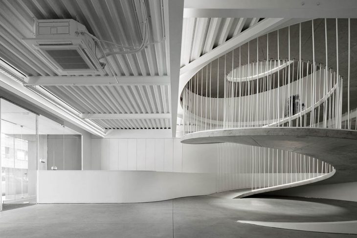E-goi and Clavel's kitchen by PAULO MERLINI Architects