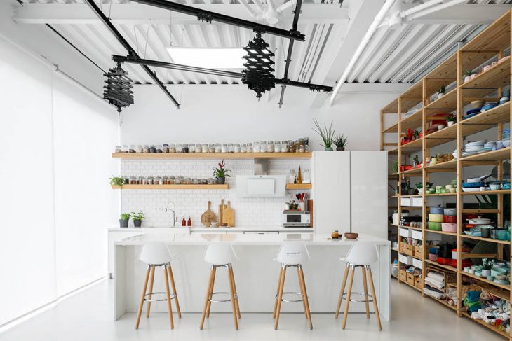 E-goi and Clavel's kitchen by PAULO MERLINI Architects