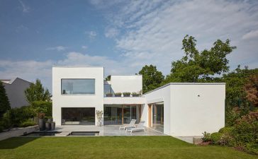 INTERVIEW: SOA architekti about HOUSE LHOTKA