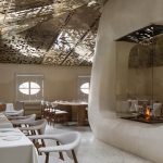Light vs Dark: Take a Tour of This Stunning Restaurant designed by VETER