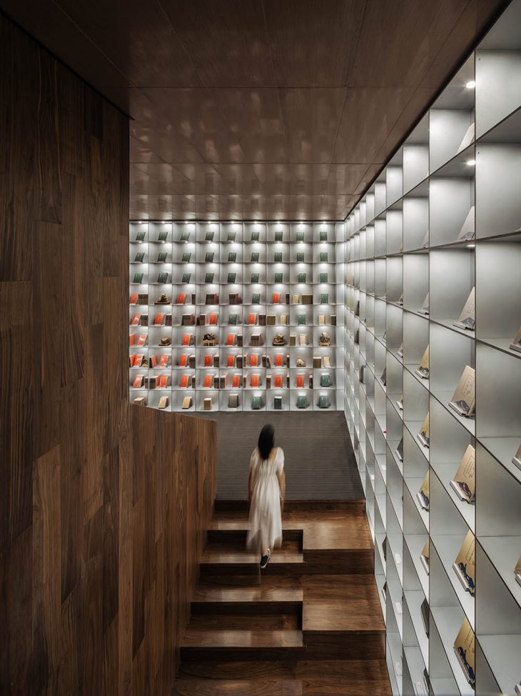 Books in Clouds- Duoyun Bookstore by Wutopia Lab