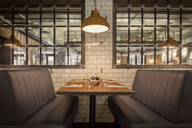 Your Complete Guide to Restaurant Booths