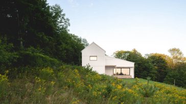 Saltbox Passive House by L'Abri