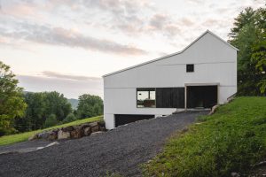Saltbox Passive House by L'Abri