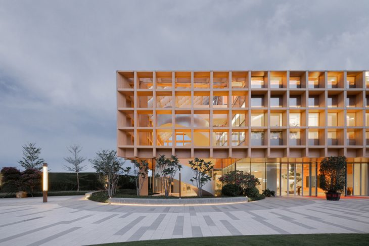 Sanya Farm Lab by CLOU architects
