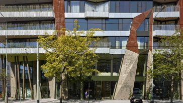 Komunard? XXXV by Stanislav Fiala