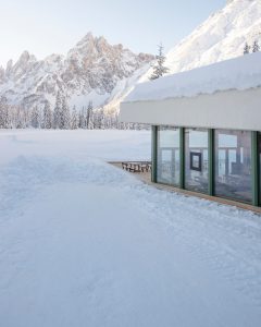 Appropriate_Bistro Bergsteiger by Plasma Studio