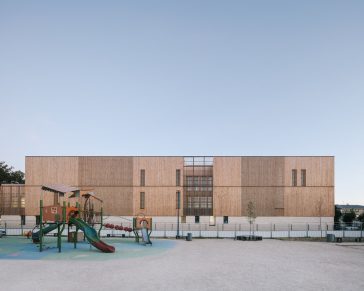 Simone de Beauvoir School – Wooden school by Bond Society + Daudré-Vignier & Associés