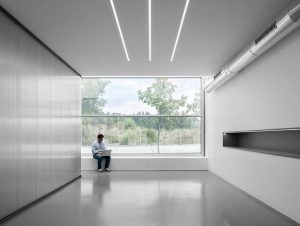 Take a Tour of This Minimalist Office designed by éOp – architecture and design