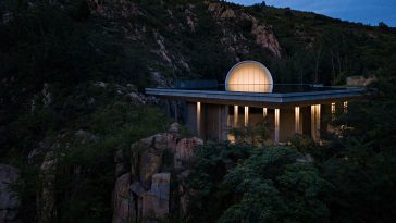 The Hometown Moon - Discover the Ti'an Ceremony Hall designed by SYN Architects