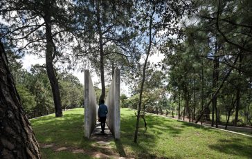 Discover The Hill in Front of the Glen designed by hw studio