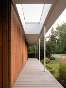 Chalet in Oka by Paul Bernier Architecte