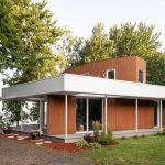 Chalet in Oka by Paul Bernier Architecte