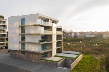Discover Edifício S.Roque designed by Sonia Cruz Arquitectura