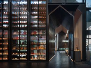 Take a Tour of LU Style Restaurant by LDH Architectural Design