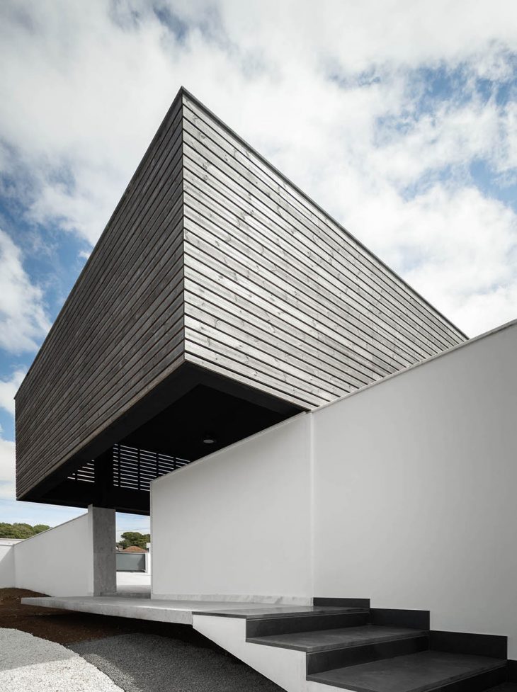 TD House designed by ESQUISSOS Arquitectura e Consultoria