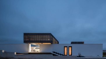 TD House designed by ESQUISSOS Arquitectura e Consultoria