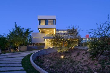 Take a Tour of JTD House designed by Castellino Arquitectos