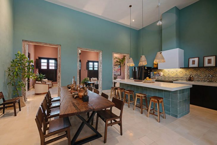 Take a Tour of Casa Huolpoch designed by Workshop architects