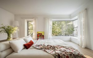 Artistic Villa by D+Design