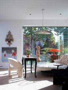 Artistic Villa by D+Design