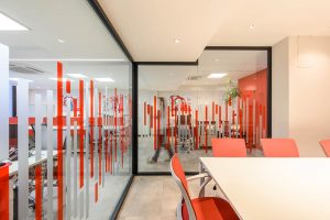Oficinas Pretti Viajes by Abatedaga Arquitectos
