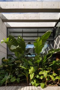 Take A Tour Of Golf House Designed By Arq. Mariano Fiorentini