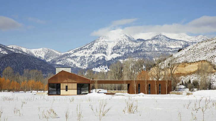 Dogtrot Residence designed by CLB Architects