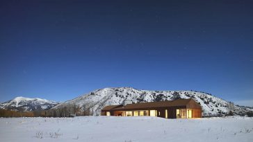 Dogtrot Residence designed by CLB Architects