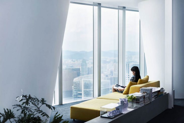 IFC 52F Office by Evans Lee Design