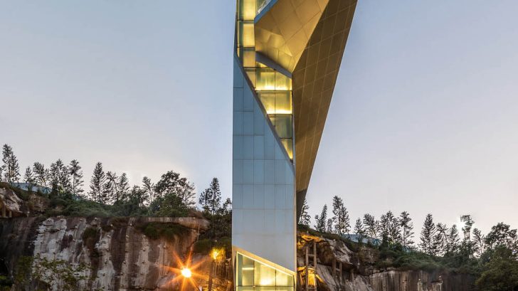 Life Experience Pavilion On The Cliff Top by aoe