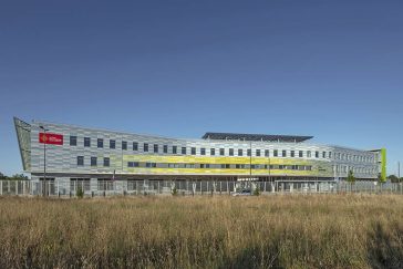 Lycée Simone Veil by Hellin-Sebbag Architectes