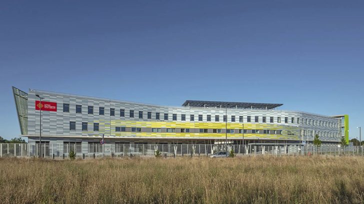 Lycée Simone Veil by Hellin-Sebbag Architectes
