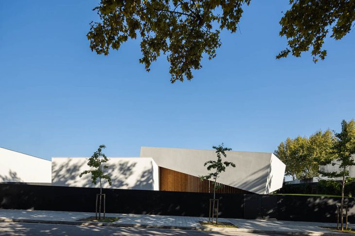 Take a Tour of TILT House designed by MUTANT Architecture & Design