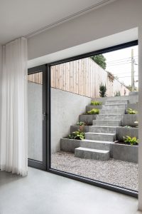 2nd Avenue Residence designed by Microclimat